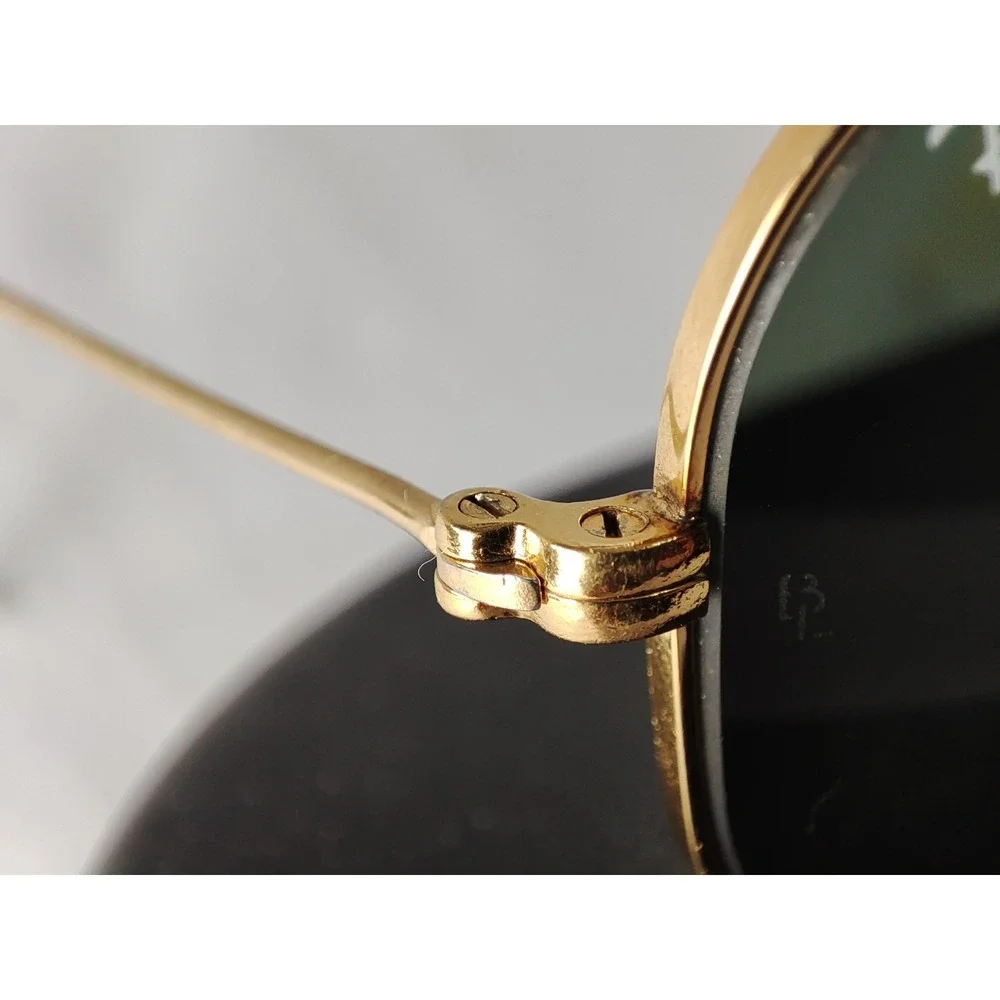 Vintage B&L Ray-Ban USA Aviator Sunglasses 52-14 Gold G-15 Lenses with Case